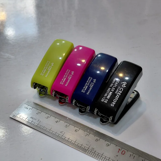 منگنه مینی 12 | Mini 12 Stapler meysamit.ir